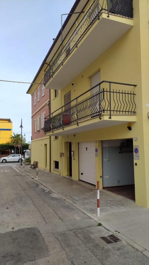 Appartamento Marcella A Due Passi Dal Mare Marcelli Extérieur photo